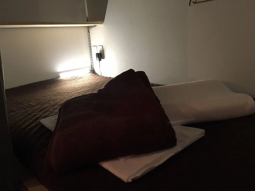 Хостел Book Tea Bed Ginza Токио 0*,