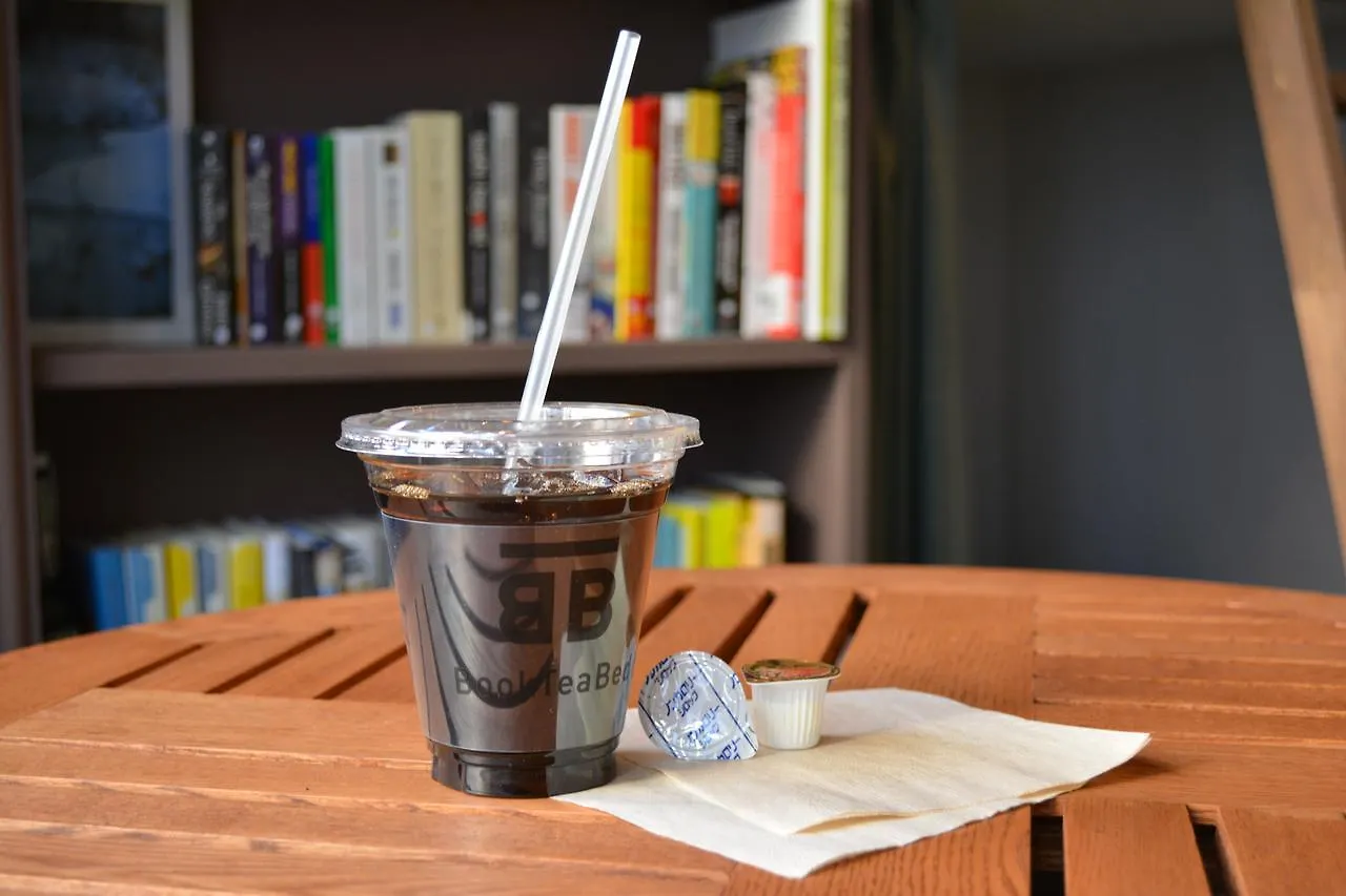 Хостел Book Tea Bed Ginza Токио Япония
