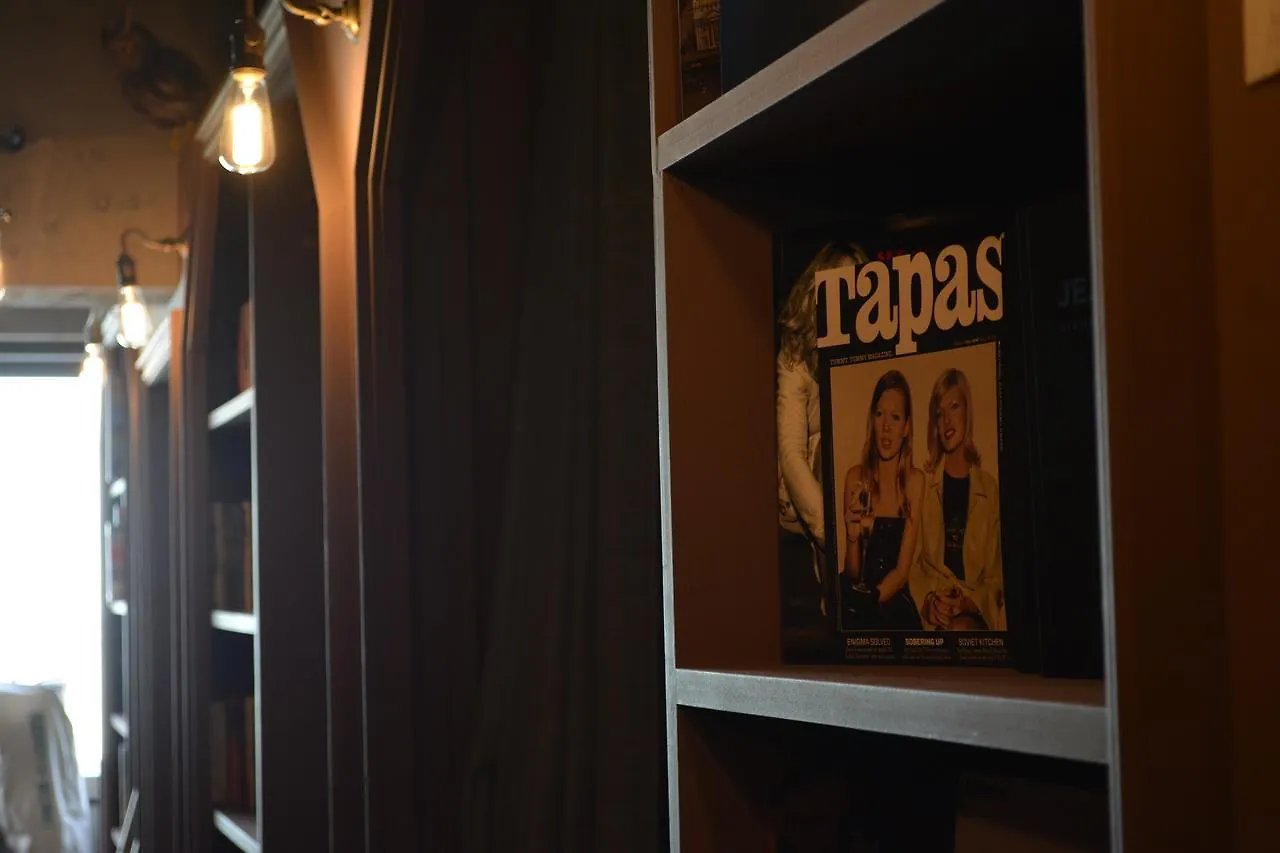 Хостел Book Tea Bed Ginza Токио 0*,  Япония