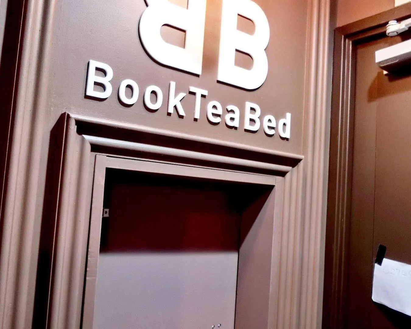 Хостел Book Tea Bed Ginza Токио 0*,
